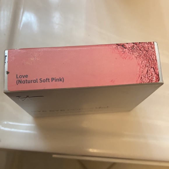 Bye Bye Pores blush BY IT COSMETICS - Picture 2 of 5